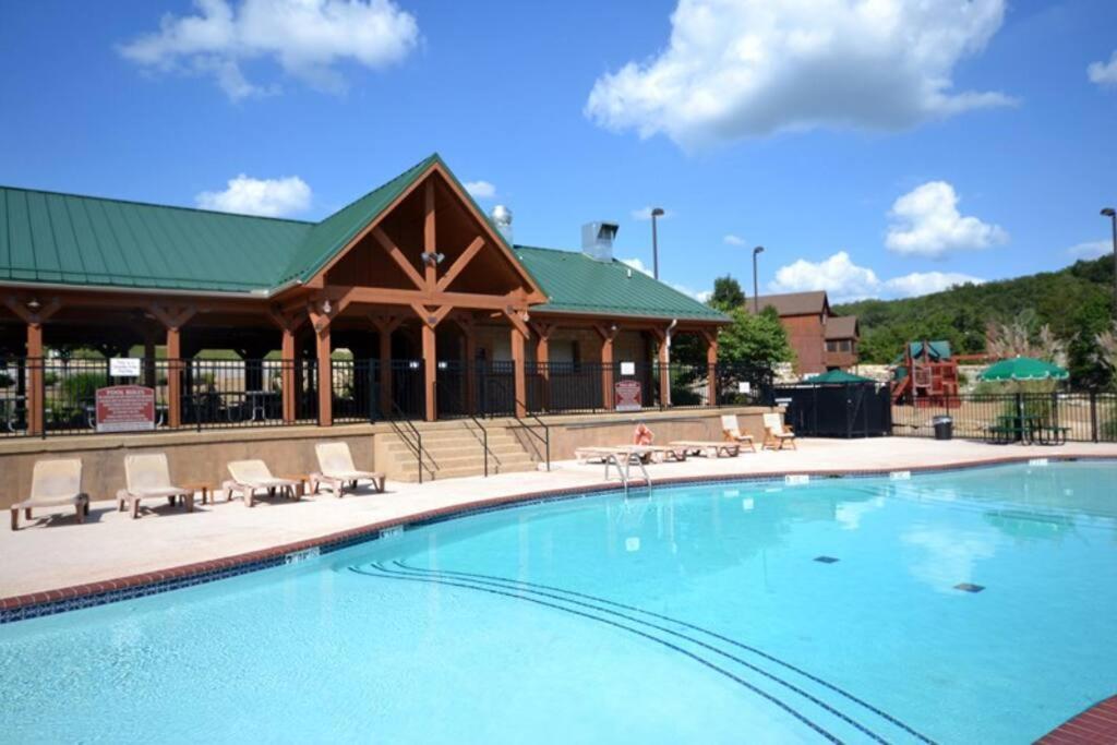 Couples Condo Retreat Overlooking Golf Course Branson West Dış mekan fotoğraf