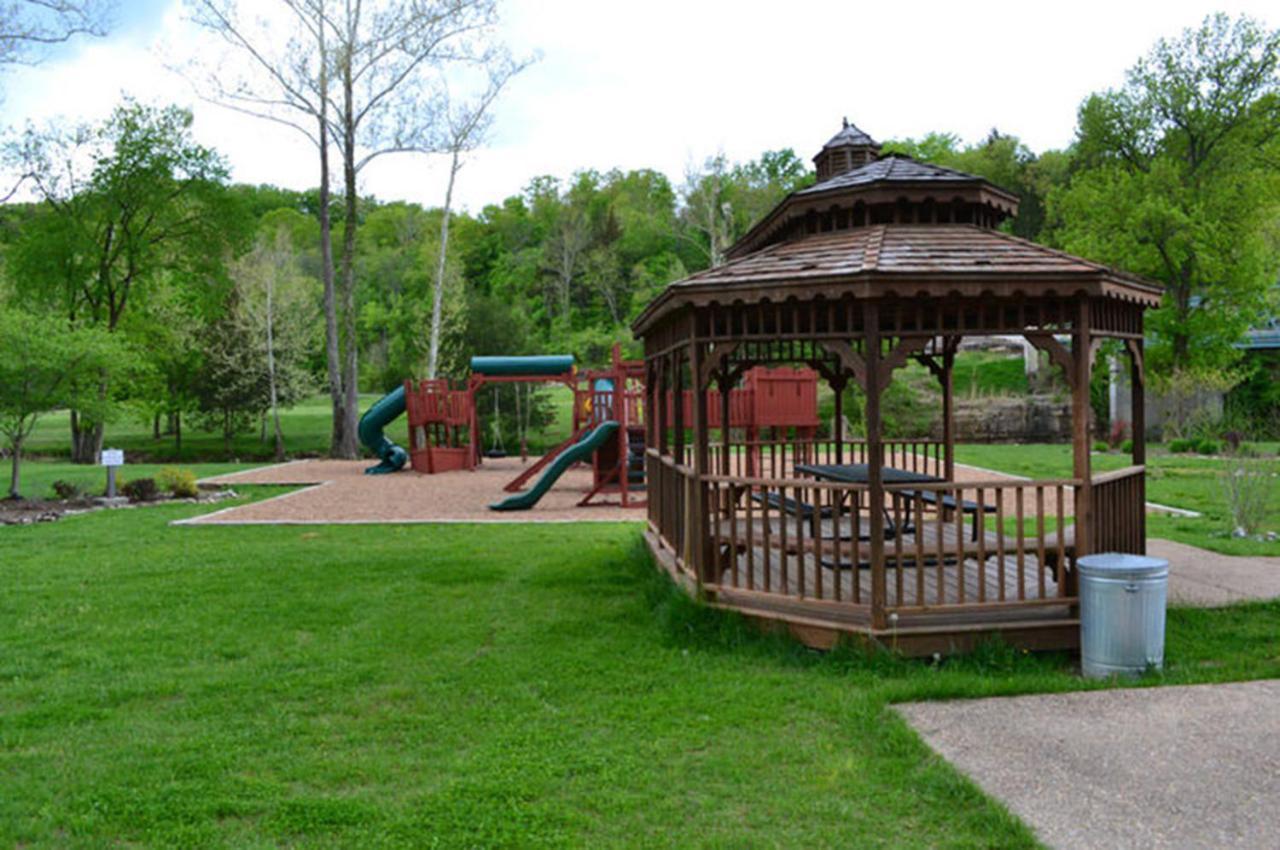Couples Condo Retreat Overlooking Golf Course Branson West Dış mekan fotoğraf